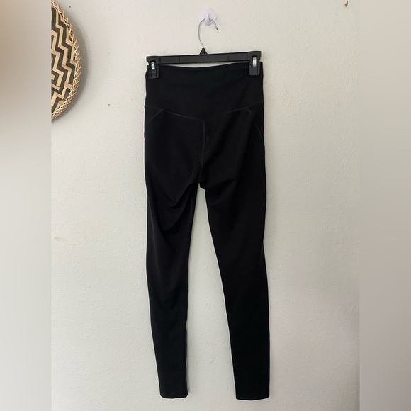 Girlfriend Collective Compressive High Rise Leggings - Picture 3 of 6